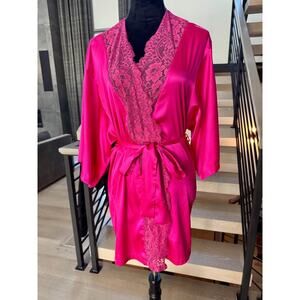 Victoria Secret Hot pink robe size S